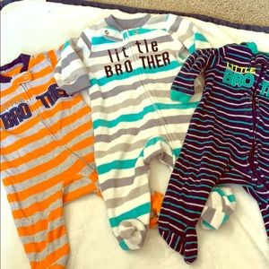 Lot of 3 baby boy sleepers 0-3m carters